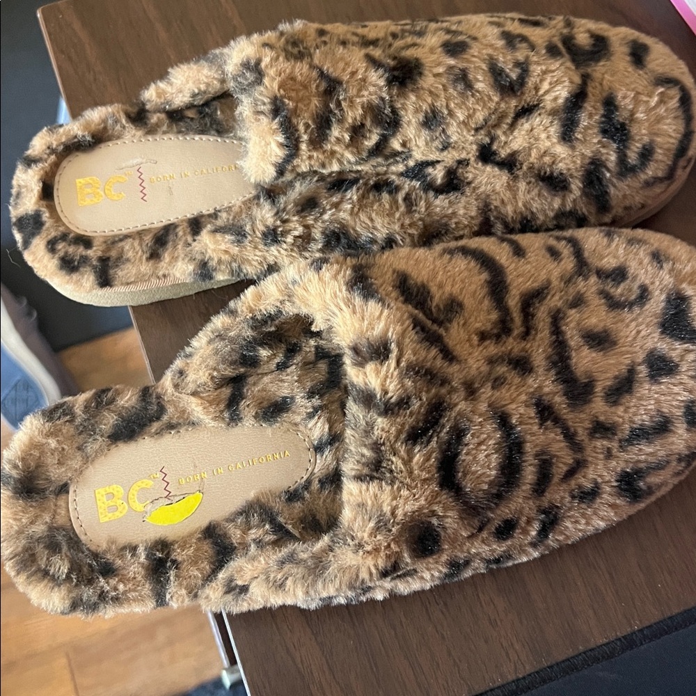 BC Footwear Leopard Slippers